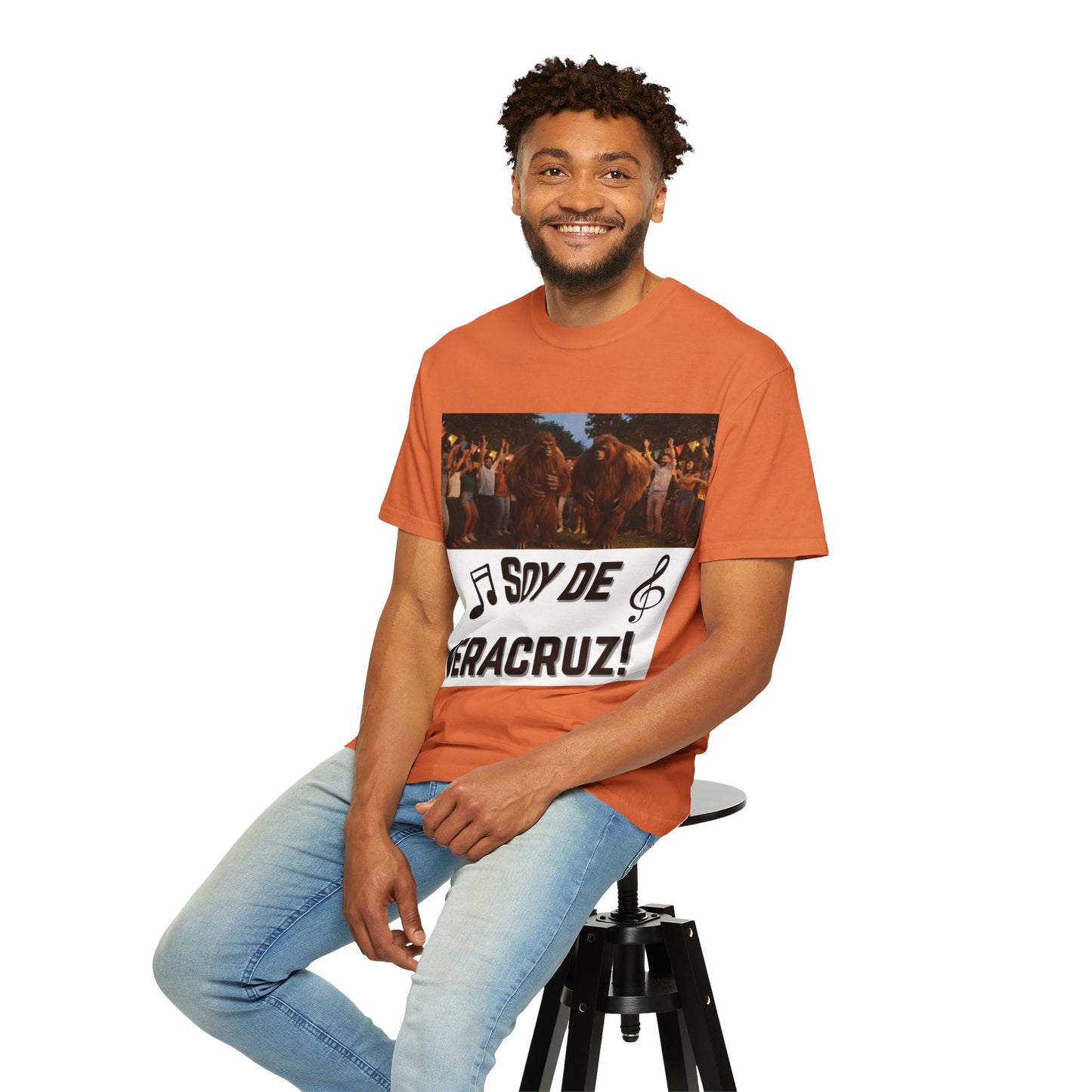 Unisex T-Shirt – “Soy de Veracruz” Dancing Sasquatches with Musical Notes