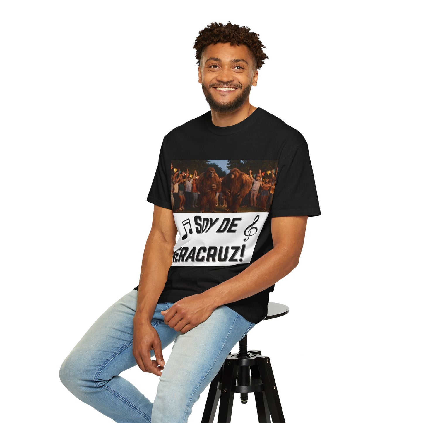 Unisex T-Shirt – “Soy de Veracruz” Dancing Sasquatches with Musical Notes