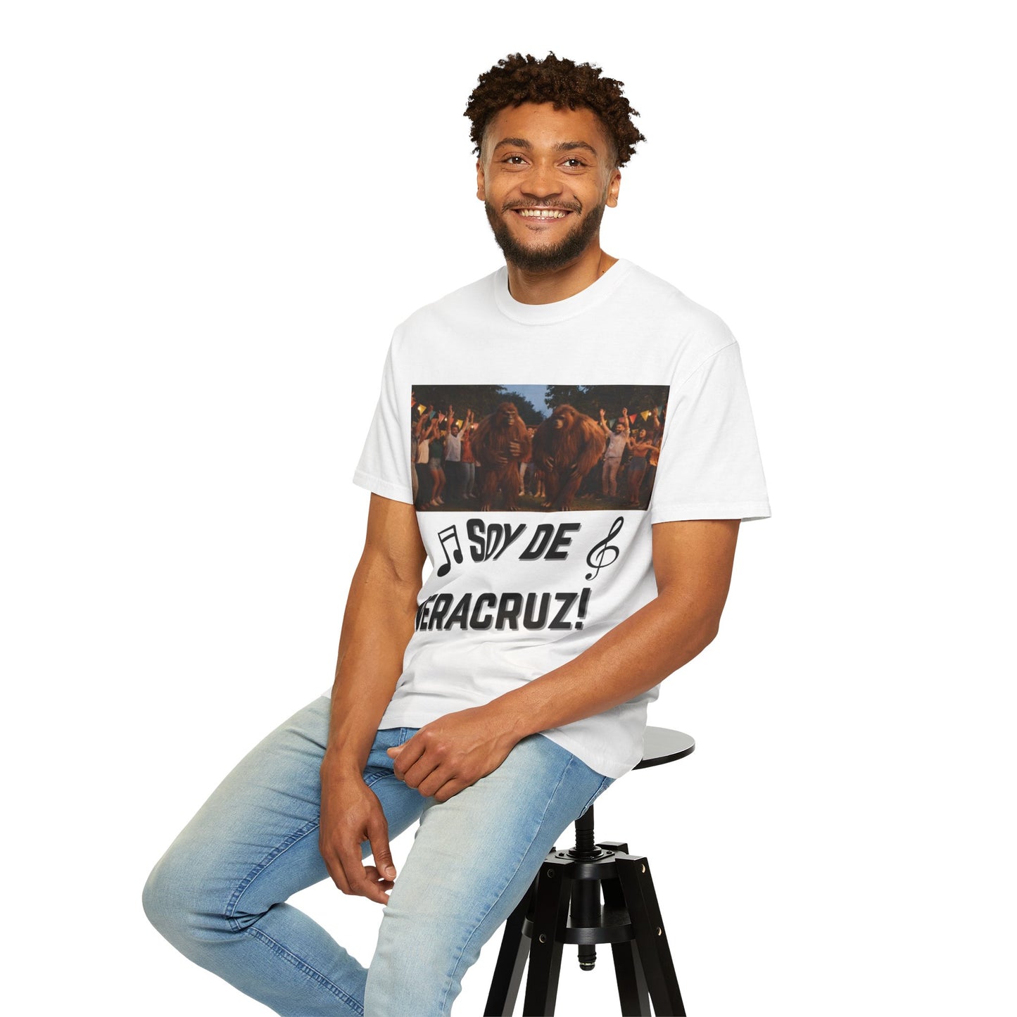 Unisex T-Shirt – “Soy de Veracruz” Dancing Sasquatches with Musical Notes