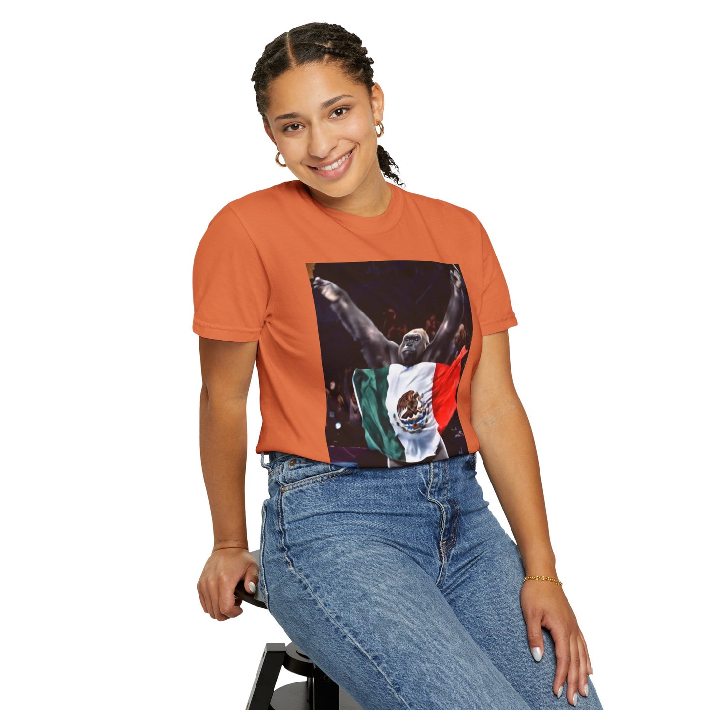 Unisex T-Shirt – Gorilla Wearing the Mexican Flag