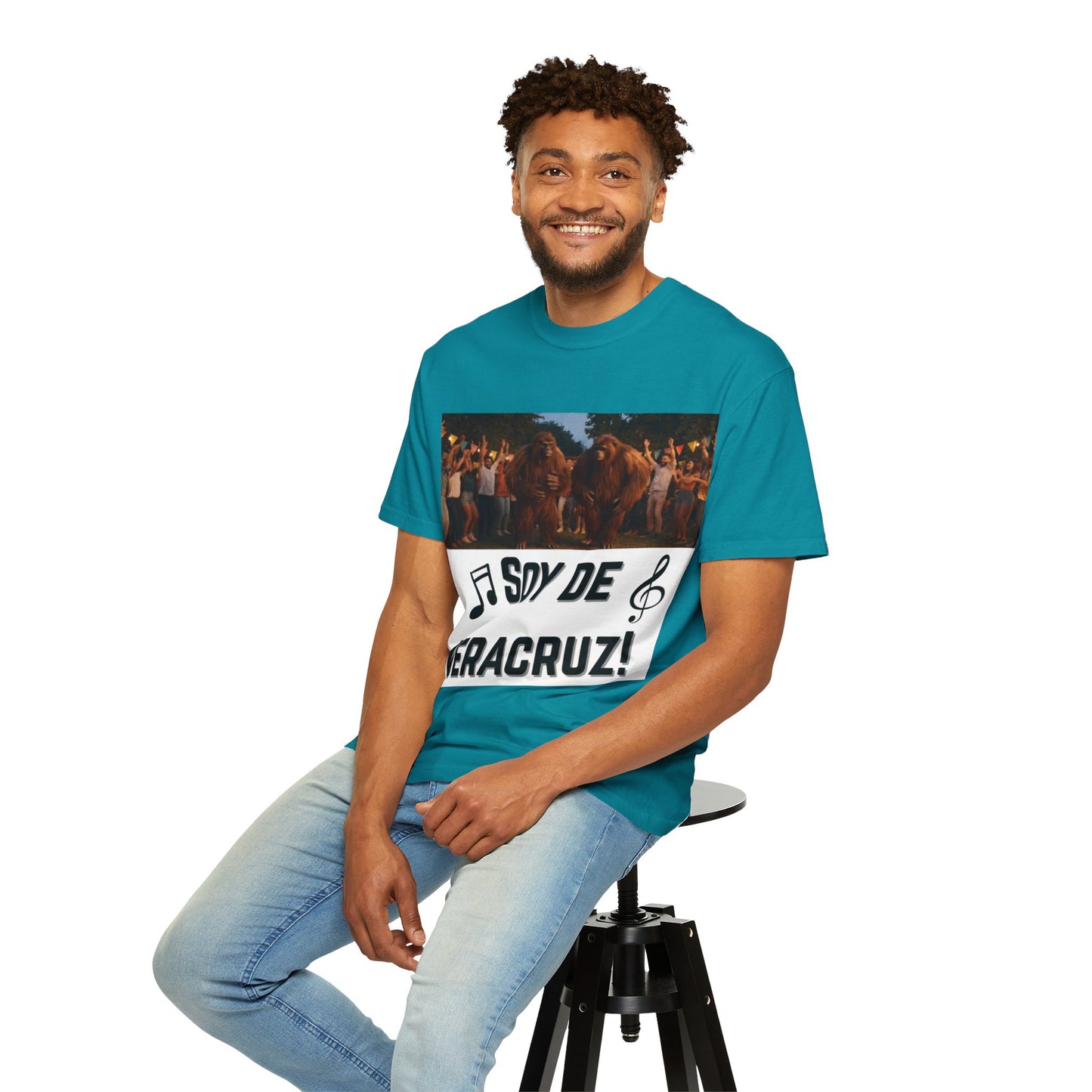 Unisex T-Shirt – “Soy de Veracruz” Dancing Sasquatches with Musical Notes